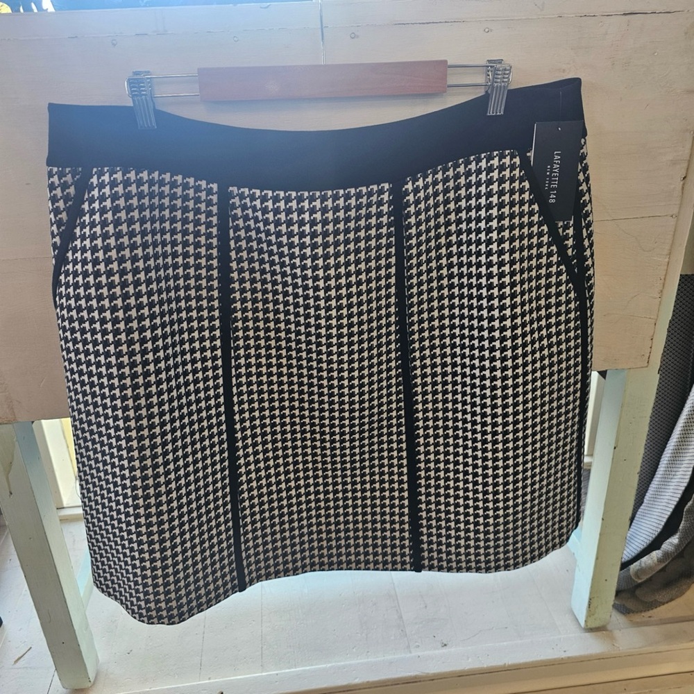 Lafayette 148 New York Black and White Pencil Skirt